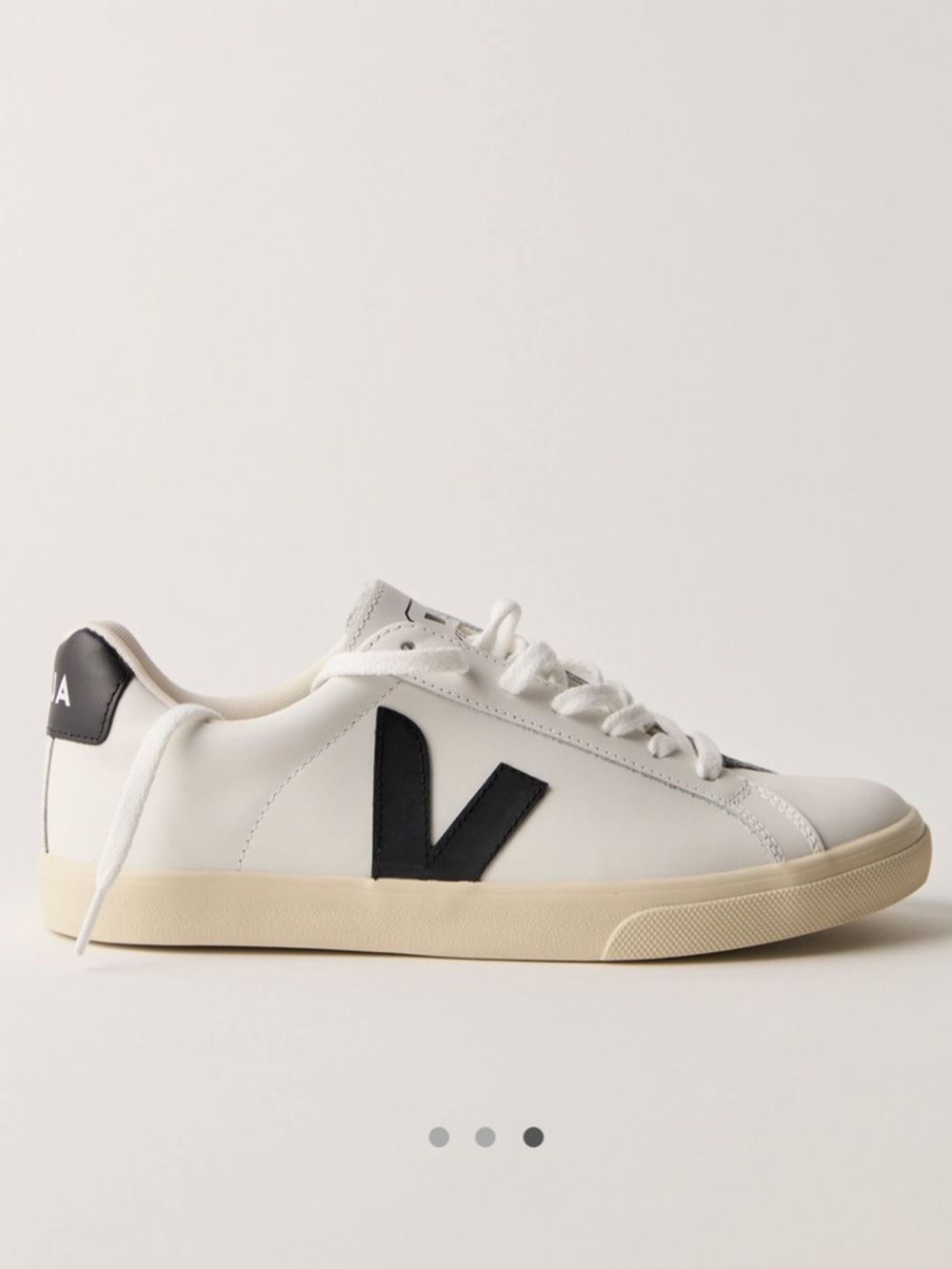 Veja Women’s Esplar Rubber-Trimmed Leather Sneakers. Size 9. - Picture 3 of 11